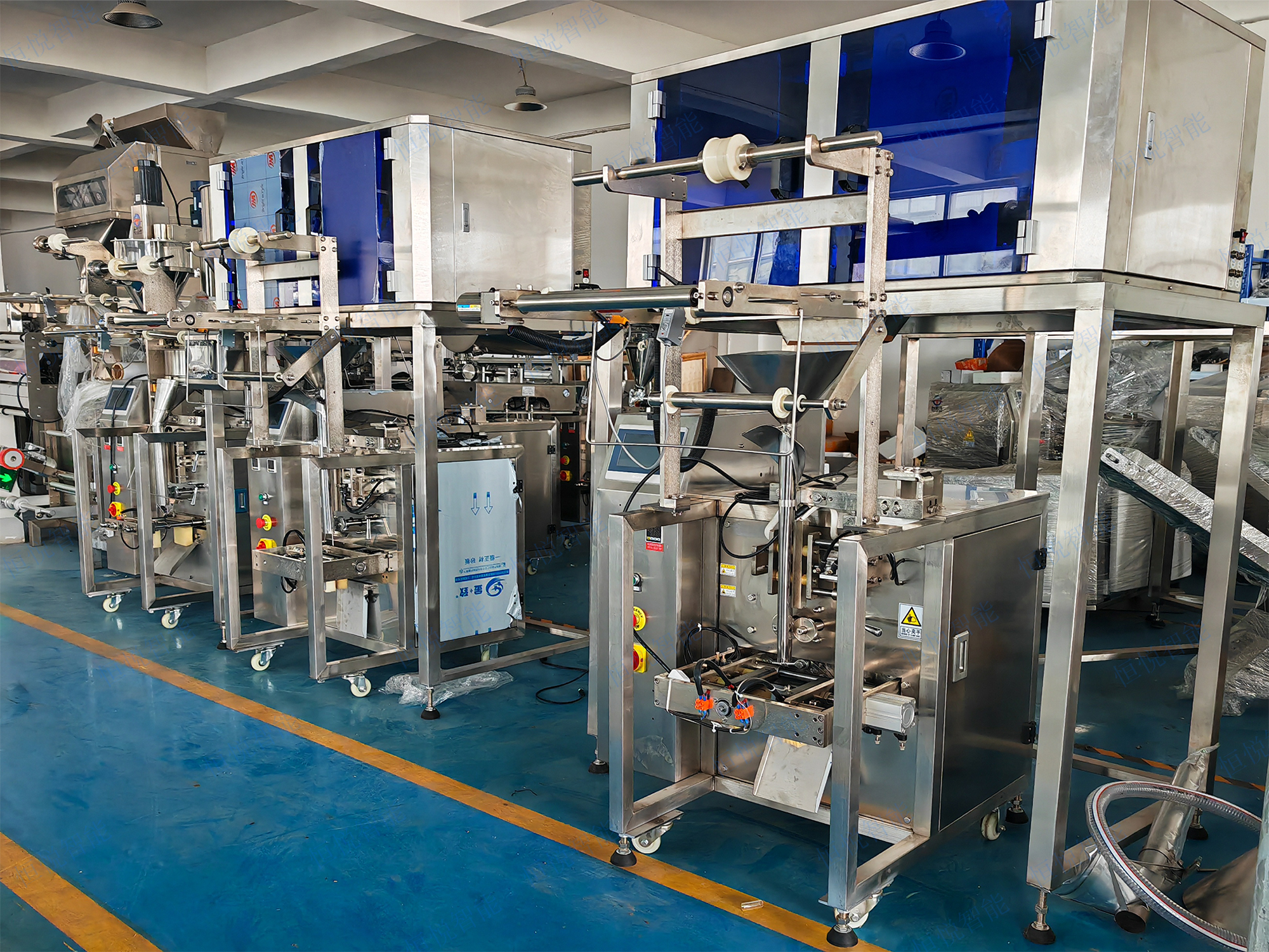 小型顆粒稱重包裝機(jī)