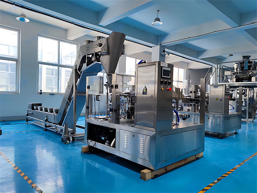 給袋式包裝機械設(shè)備多配備觸摸屏